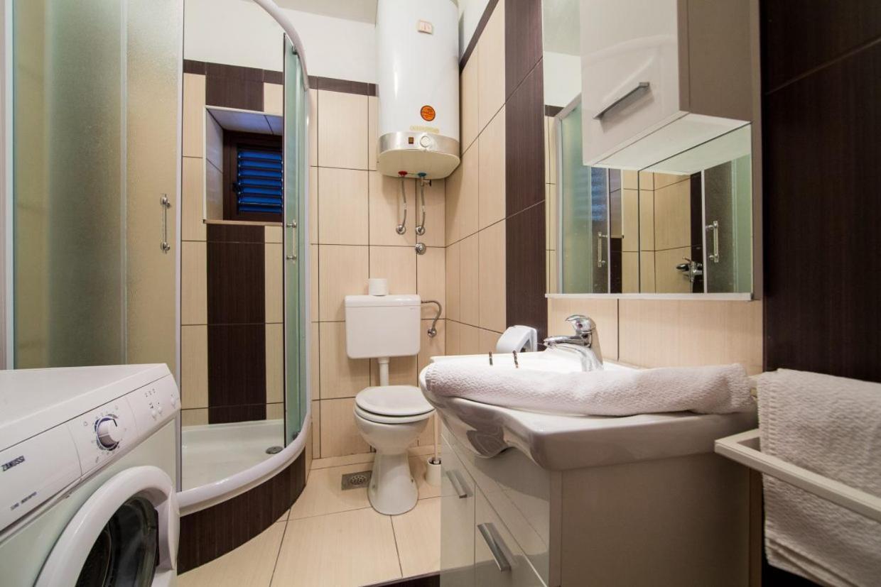 Silver Beach Apartments Vis Dış mekan fotoğraf